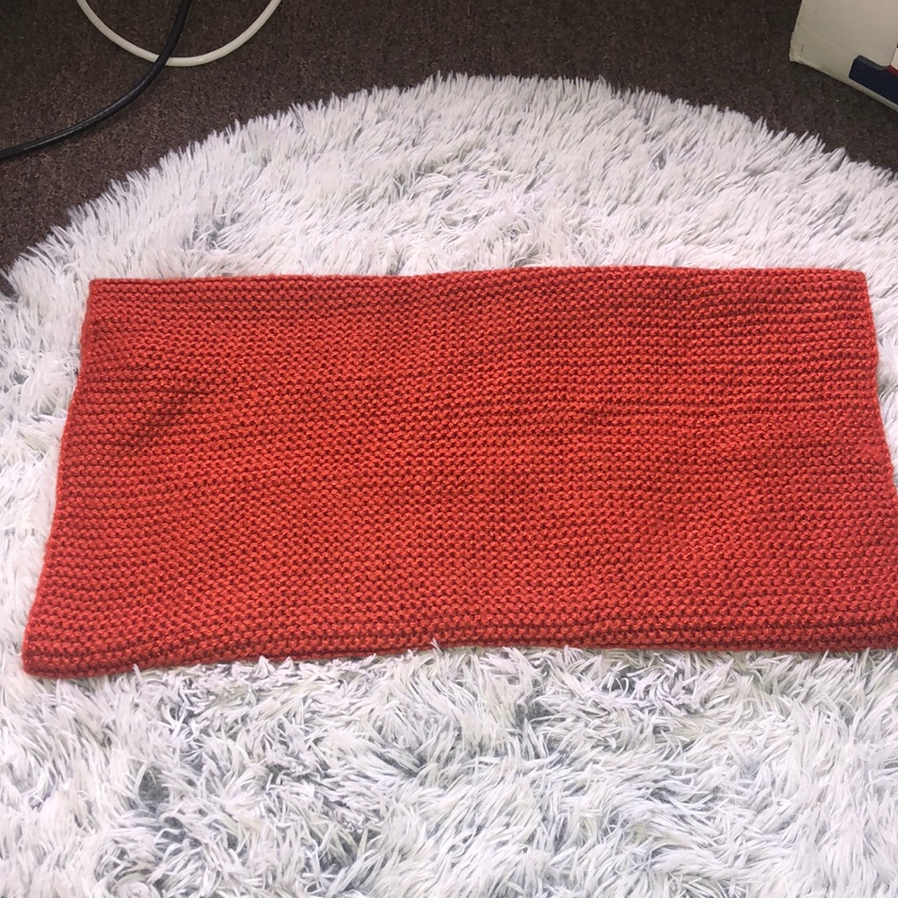 Scarf - Picture 2 of 2